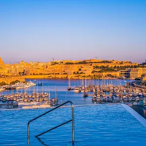 **** Hotel Grands Residences And Malta